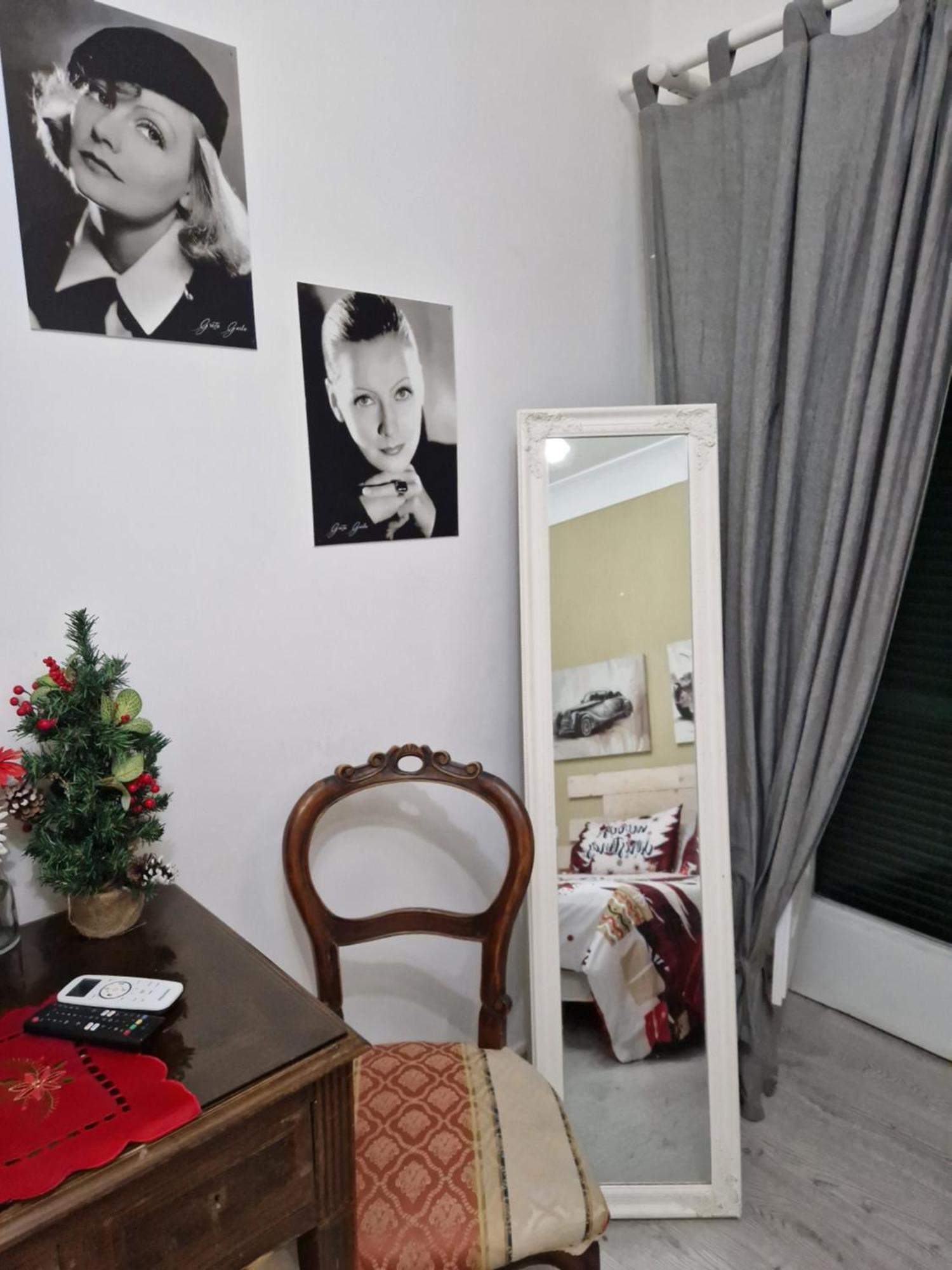 Affittacamere Cecco Rooms Равелло Экстерьер фото